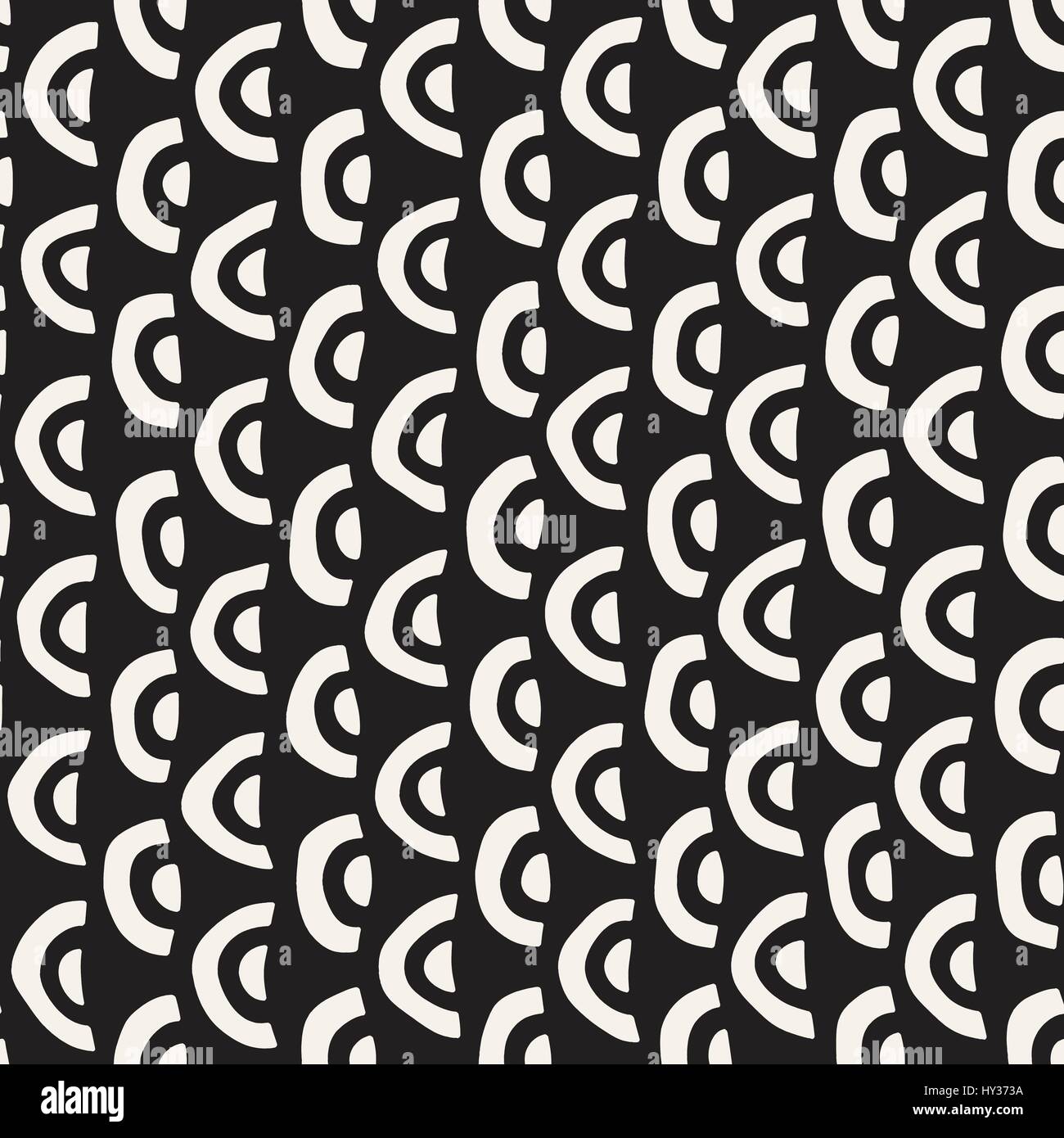 Monochrome minimalistic seamless pattern with arcs. Simple hand drawn ...