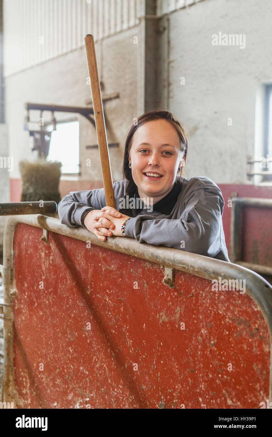 Female dairy farmer at work hi-res stock photography and images - Alamy