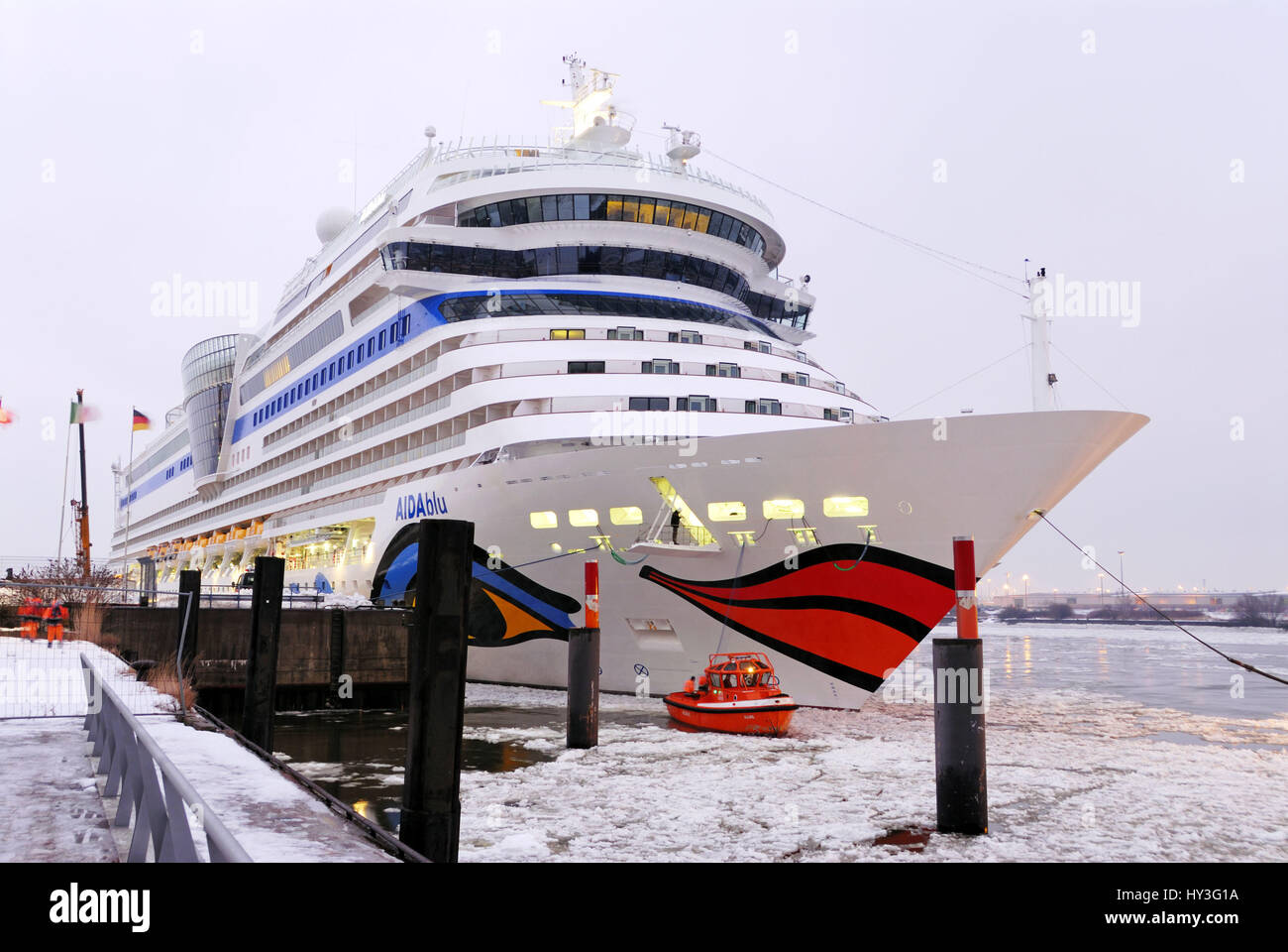 Aida Blu High Resolution Stock Photography And Images Alamy