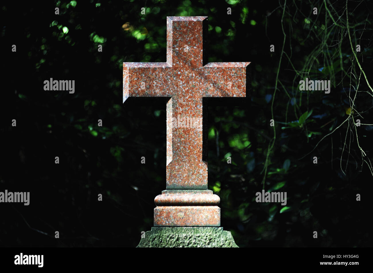 Grave cross on the Ohlsdorfer cemetery in Hamburg, Germany, Europe, Grabkreuz auf dem Ohlsdorfer Friedhof in Hamburg, Deutschland, Europa Stock Photo