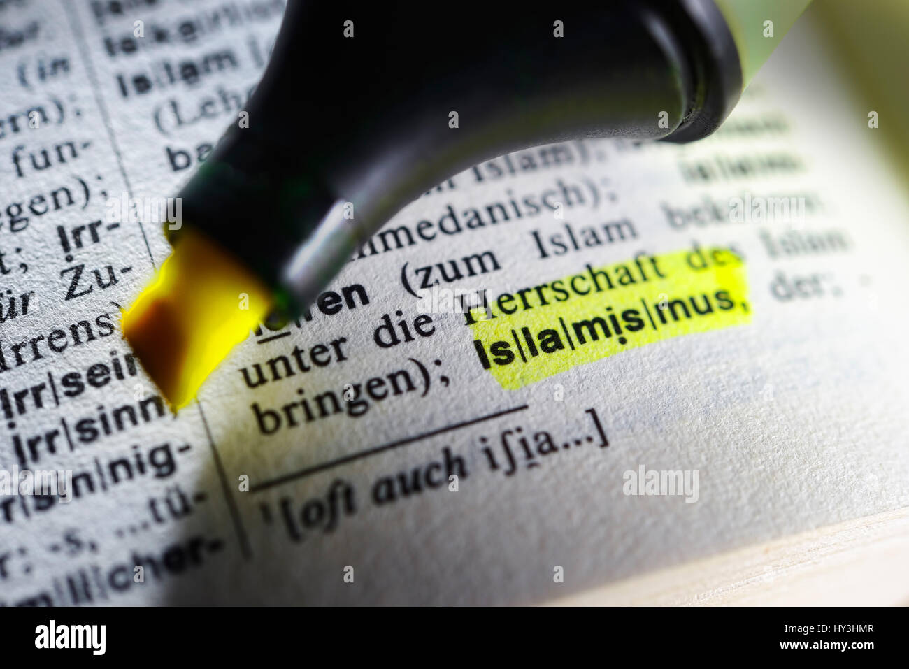 The word Islamism in a dictionary, Das Wort Islamismus in einem Wörterbuch Stock Photo