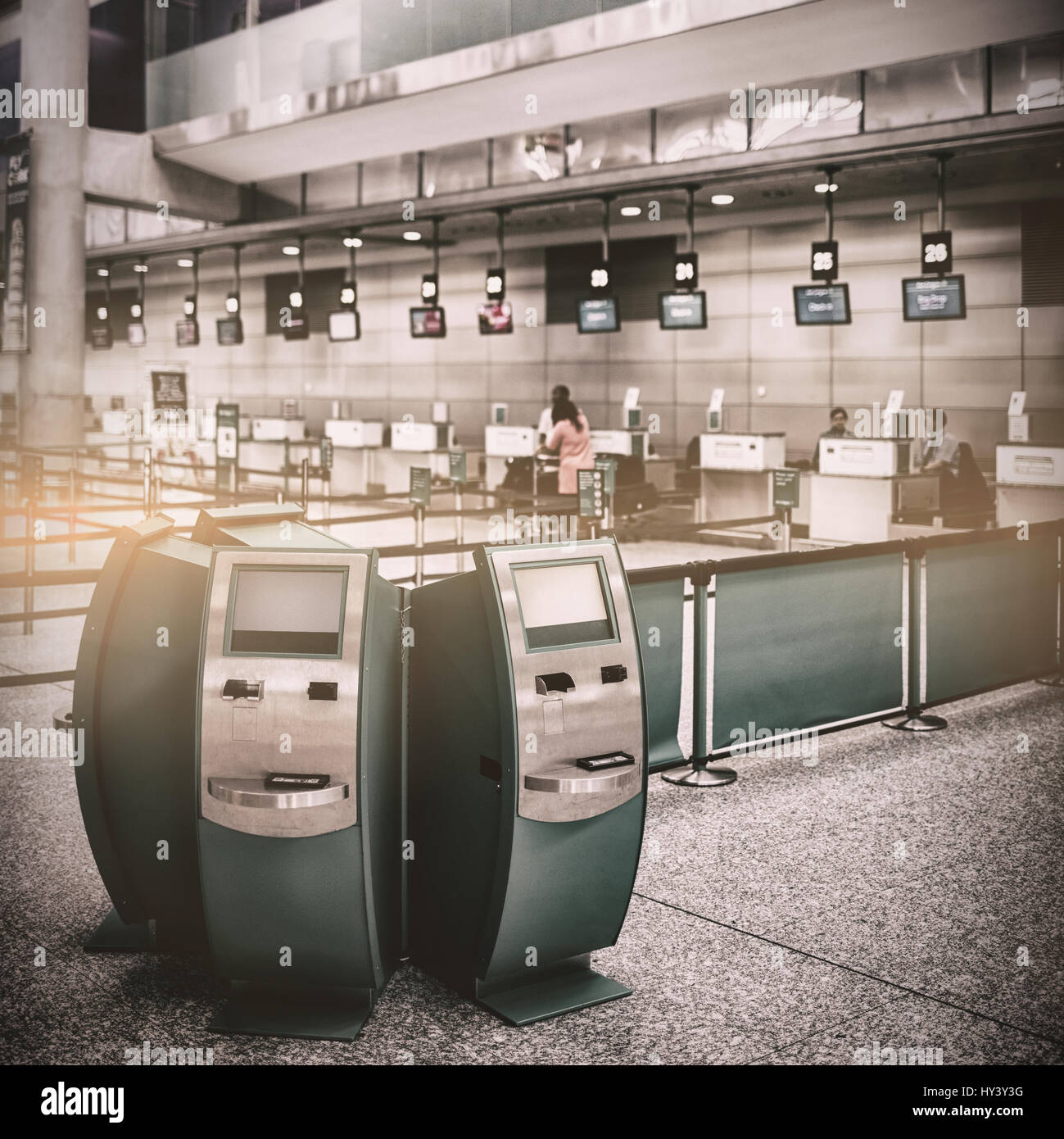 Airline Ticket Counter High Resolution Stock Photography and Images Alamy