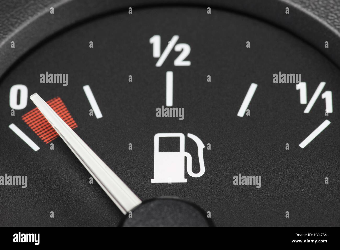 fuel gauge in car dashboard empty Stock Photo Alamy