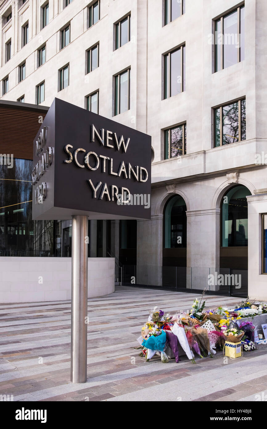 New Scotland Yard on Victoria Embankment, London, England, U.K. Stock Photo