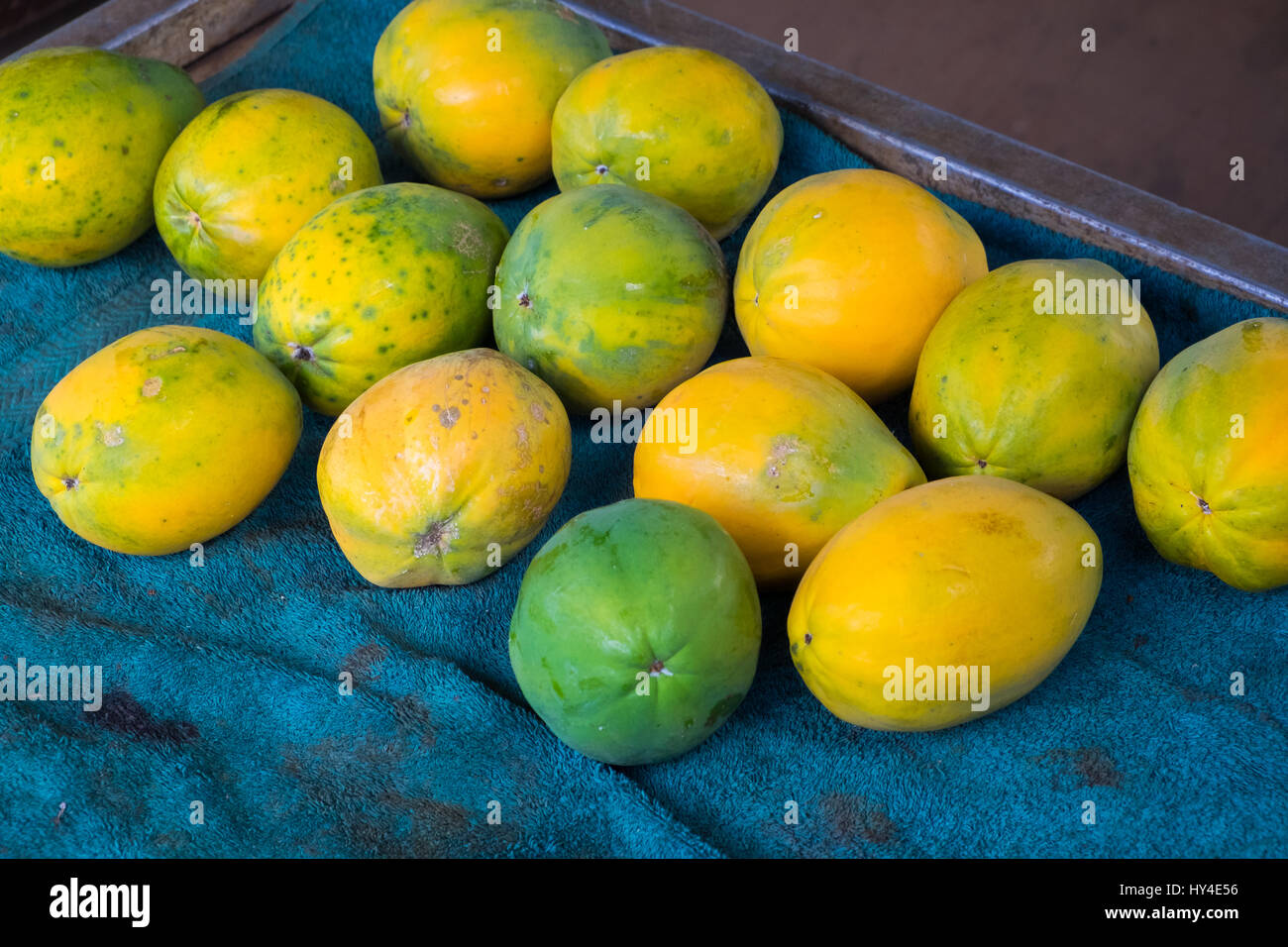 Papaya for sale hires stock photography and images Alamy