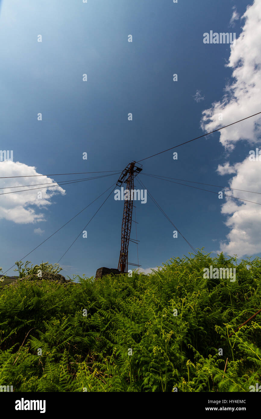 Overhead cableway or Blondin tower used in Welsh Slate industry, Stock Photo