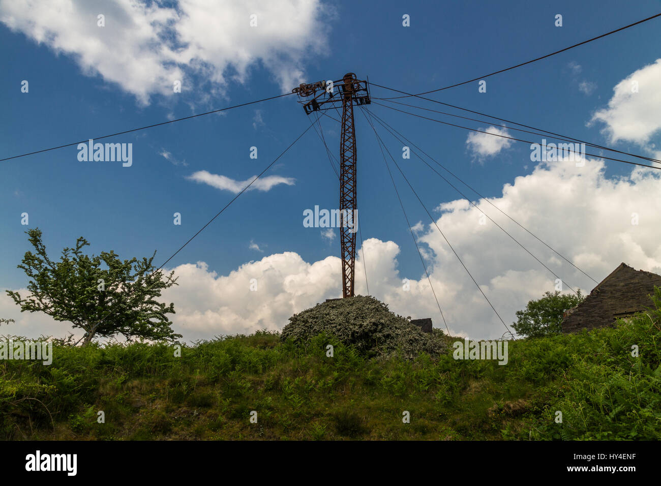 Overhead cableway or Blondin tower used in Welsh Slate industry, Stock Photo