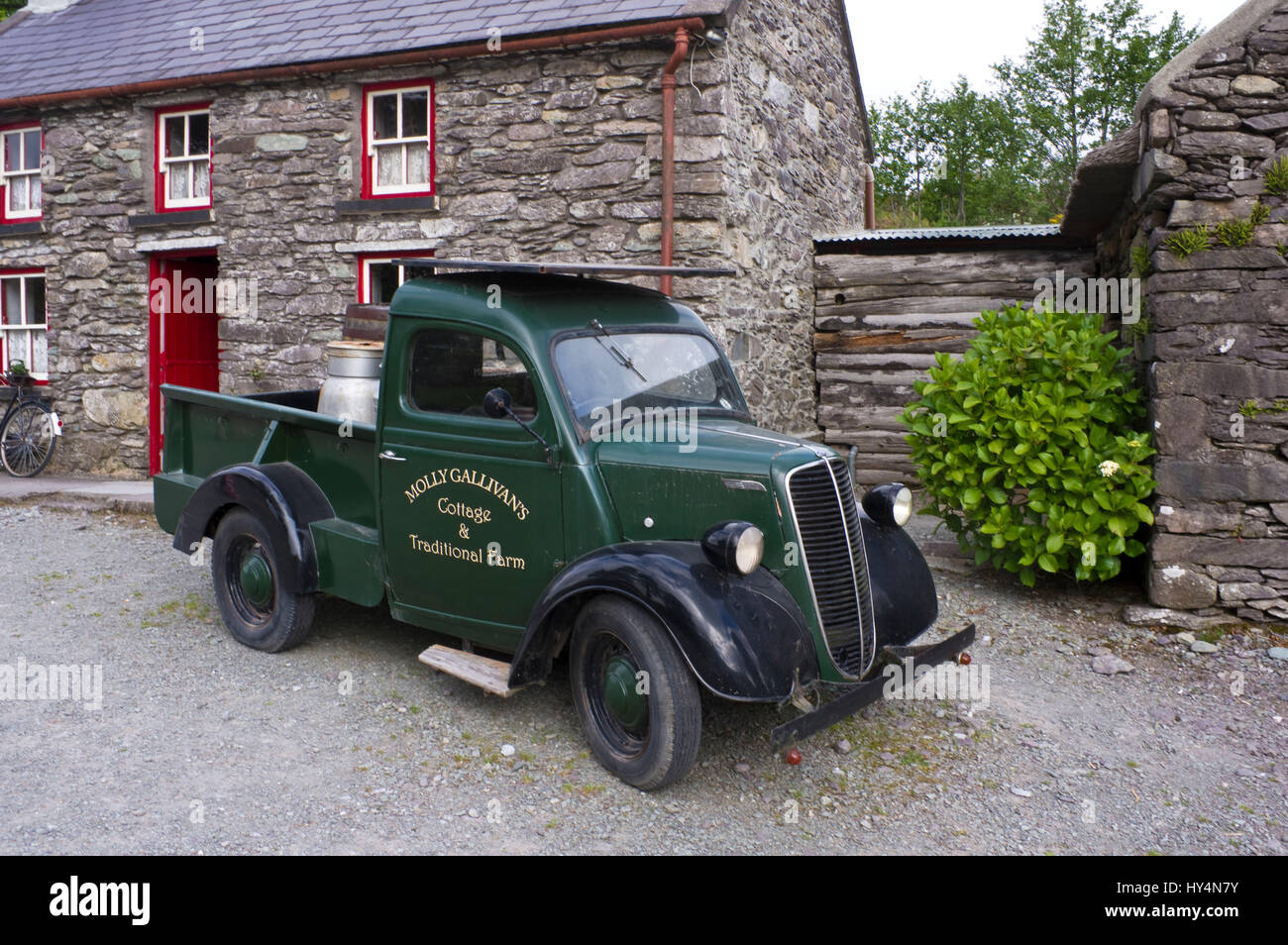 Old vans at molly gallivans hires stock photography and images Alamy