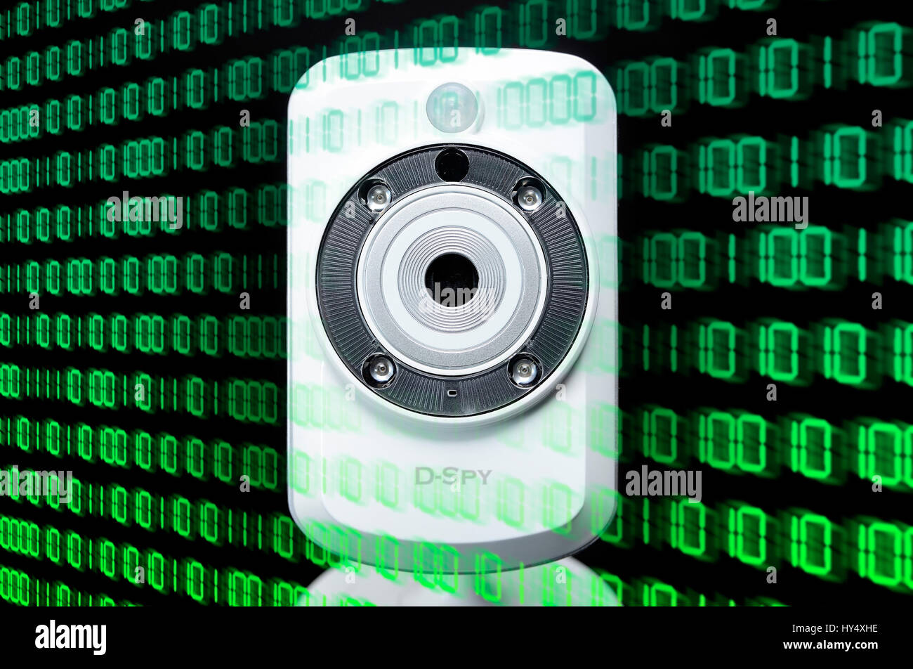 Webcam and binary code, data control, Webcam und Binaercode, Datenkontrolle Stock Photo