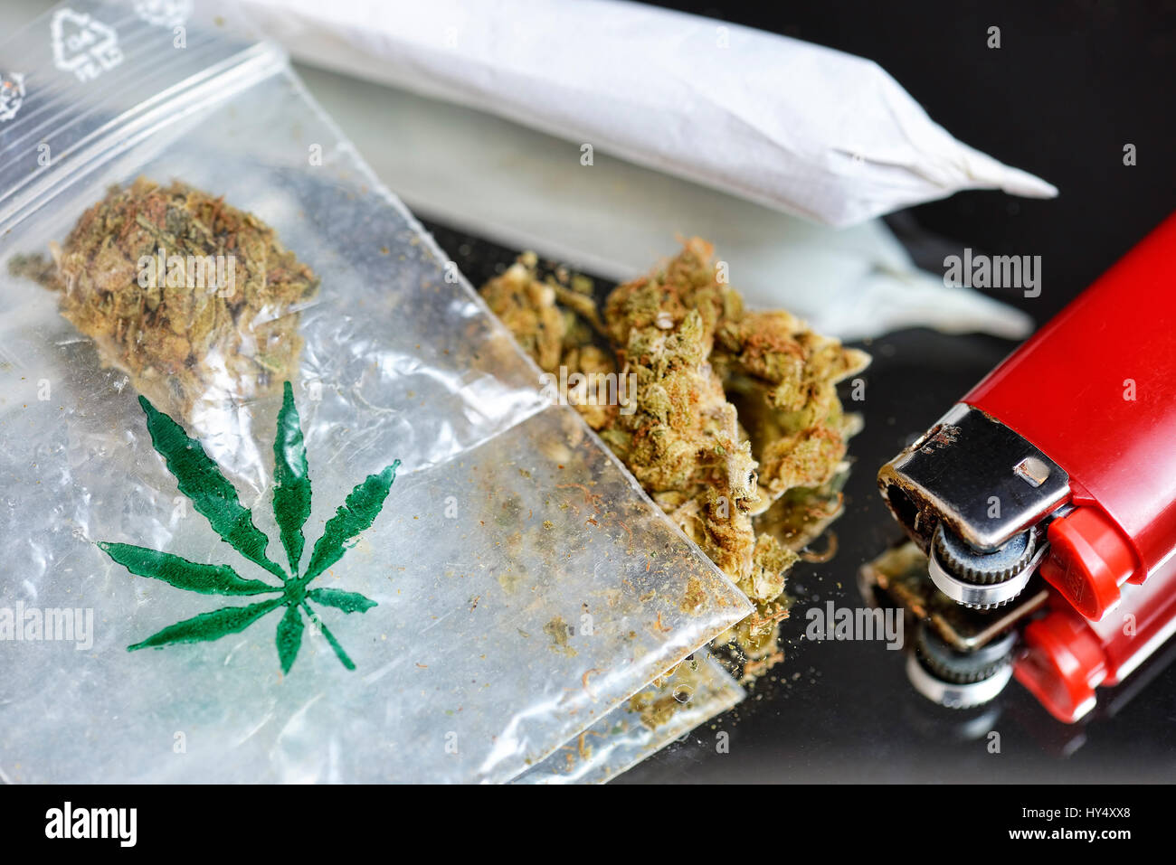 Joint and cannabis, Joint und Cannabis Stock Photo