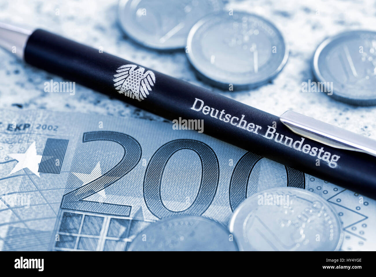 Ballpoint pen of the German Bundestag and money, parliamentary pay rise, Kugelschreiber vom Deutschen Bundestag und Geld, Diaetenerhoehung Stock Photo