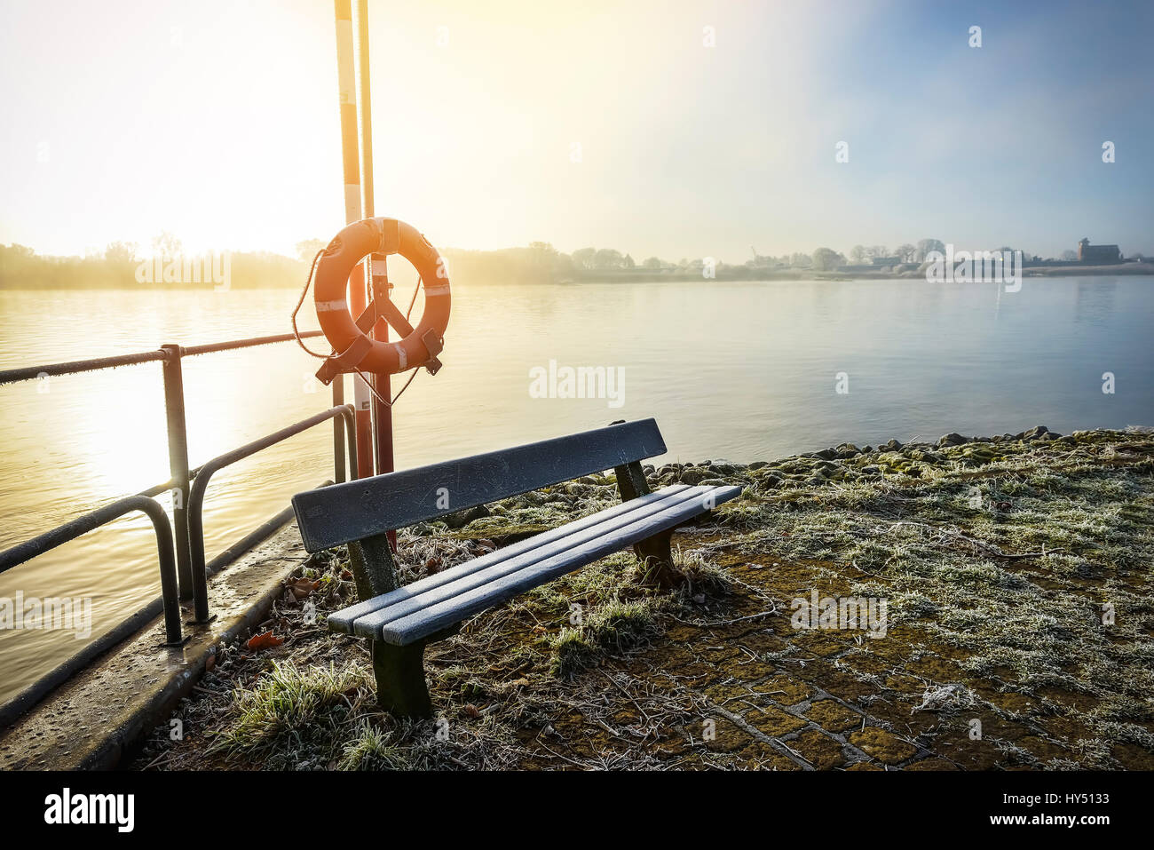Bench with hoarfrost covered in the Faehranleger on the Elbe in Kirchwerder, 4 and marshy land, Hamburg, Germany, Europe, Sitzbank mit Raureif ueberzo Stock Photo