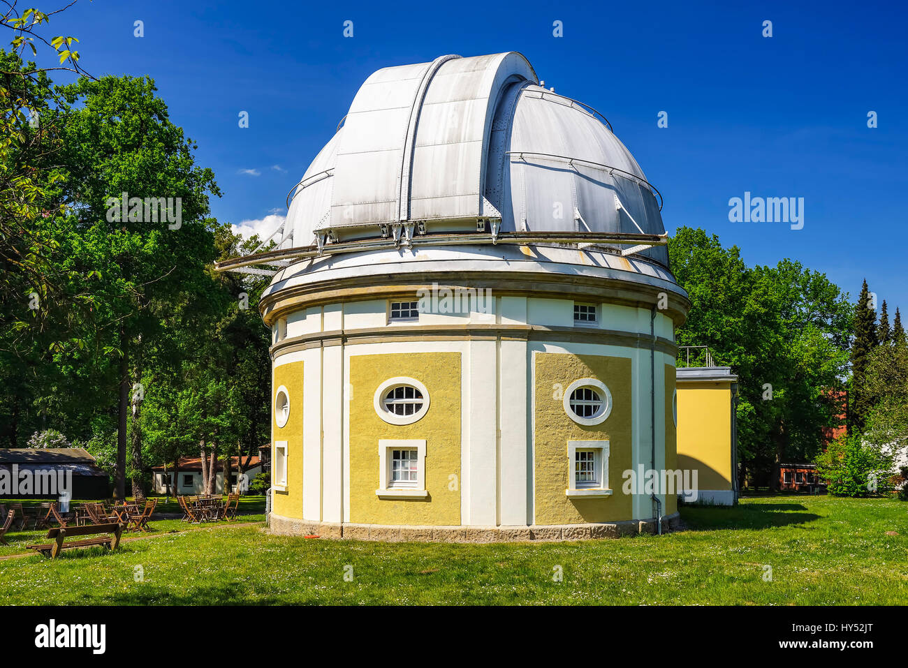 Reflecting telescope hires stock photography and images Alamy