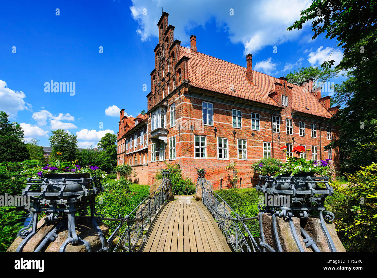 Schloss bergedorf in hamburg hi-res stock photography and images - Alamy