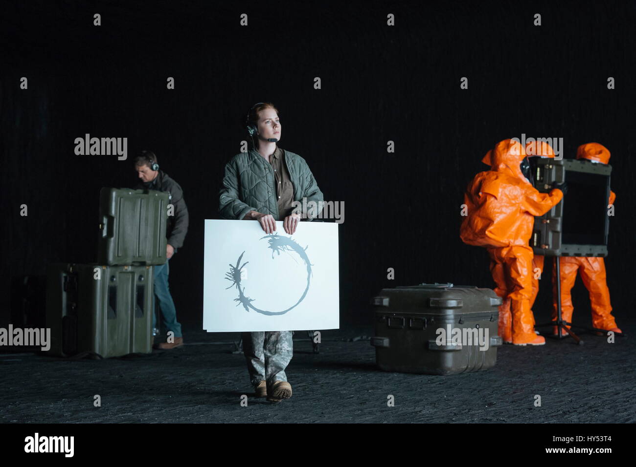 RELEASE DATE: November 11, 2016 TITLE: Arrival STUDIO: Paramount Pictures DIRECTOR: Denis Villeneuve PLOT: A linguist is recruited by the military to assist in translating alien communications STARRING: Jeremy Renner as Ian Donnelly and Amy Adams as Louise Banks. (Credit Image: © Paramount Pictures/Entertainment Pictures) Stock Photo