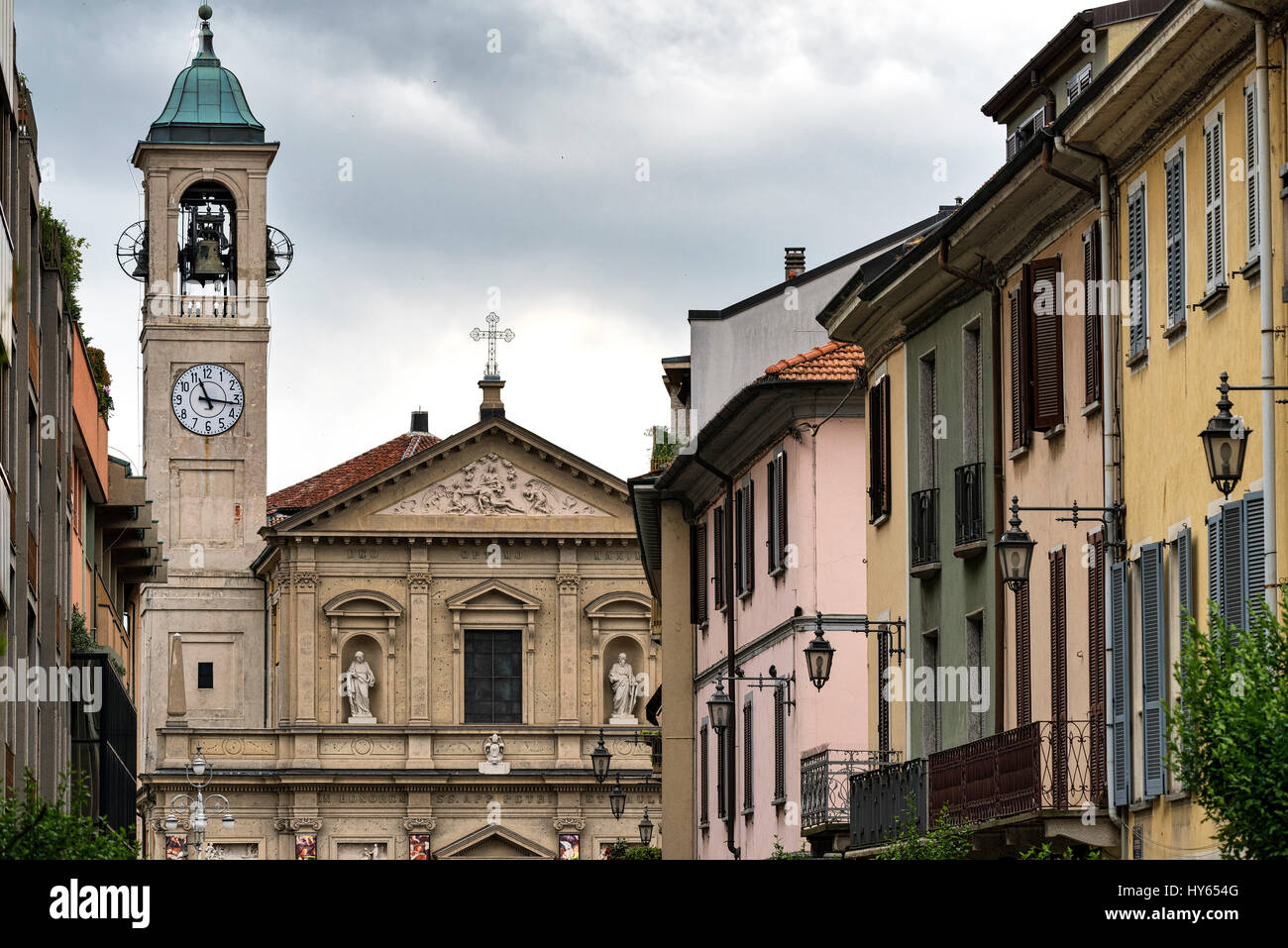 saronno-varese-lombardy-italy-church-of-saints-peter-and-paul