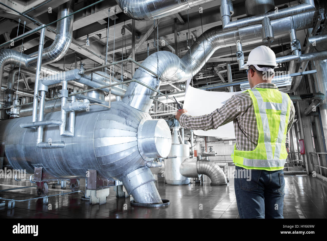 Engineer working at thermal power plant factory Stock Photo Alamy