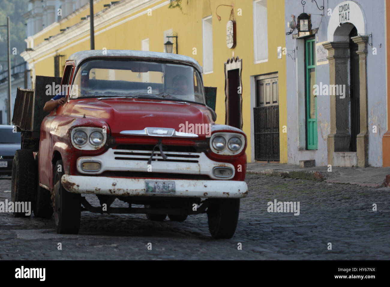 Classic american tow truck hi-res stock photography and images - Alamy