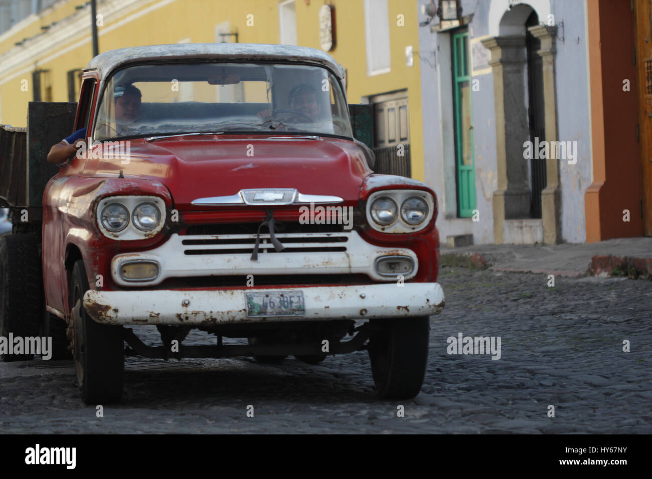 Classic american tow truck hi-res stock photography and images - Alamy