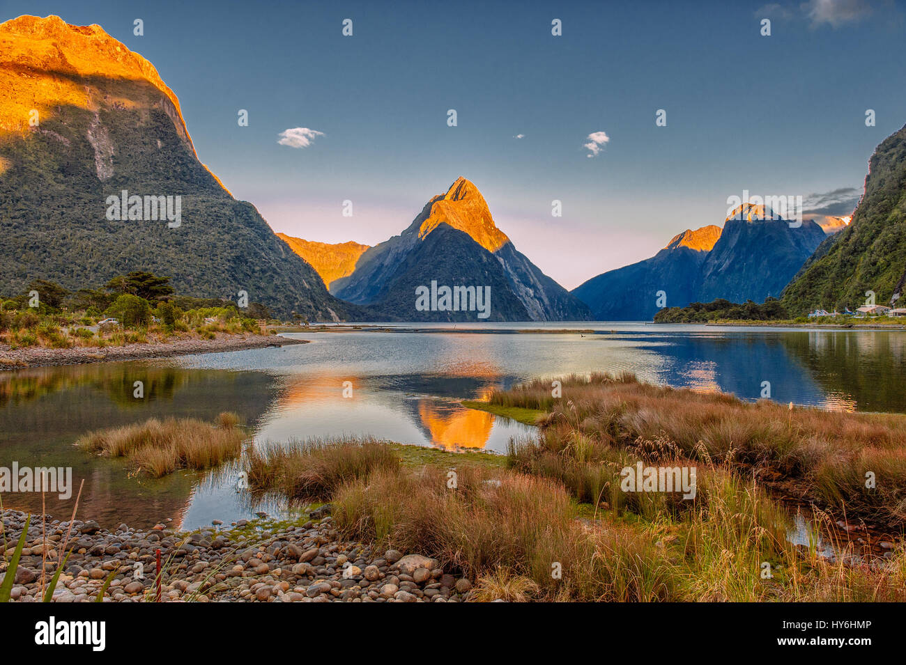 Dawn at Milford sound, Fiordlands National Park, New Zealand Stock Photo