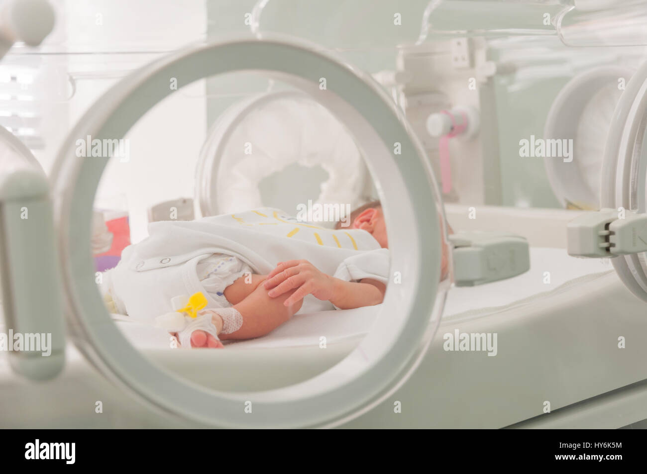 Newborn baby in hospital Stock Photo Alamy