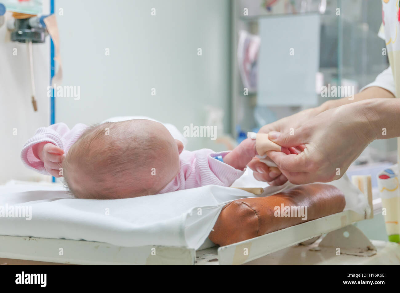 Doctor making drainage for newborn baby Stock Photo Alamy