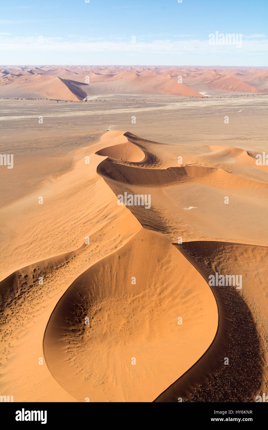 Airwiew of the dunes and sourounding region of the Sossusvlei. Here you find the worlds highes sand dunes. Located in Namib Naukluft Park, Namibia, Af Stock Photo