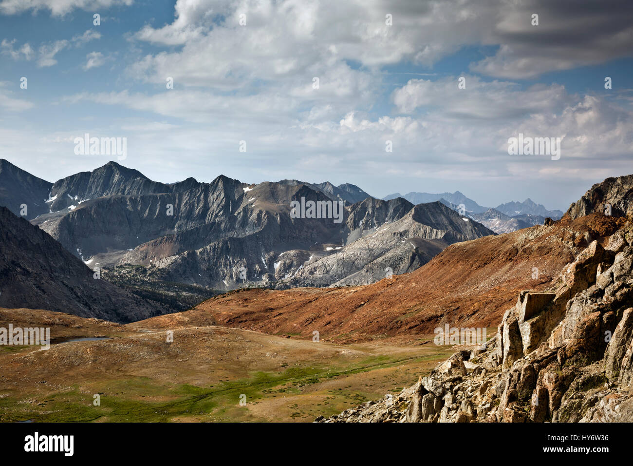 CA03167-00...CALIFORNIA - View over the south side of Pinchot Pass located along the route of the combined JMT/PCT in the High Sierra Mountains area o Stock Photo
