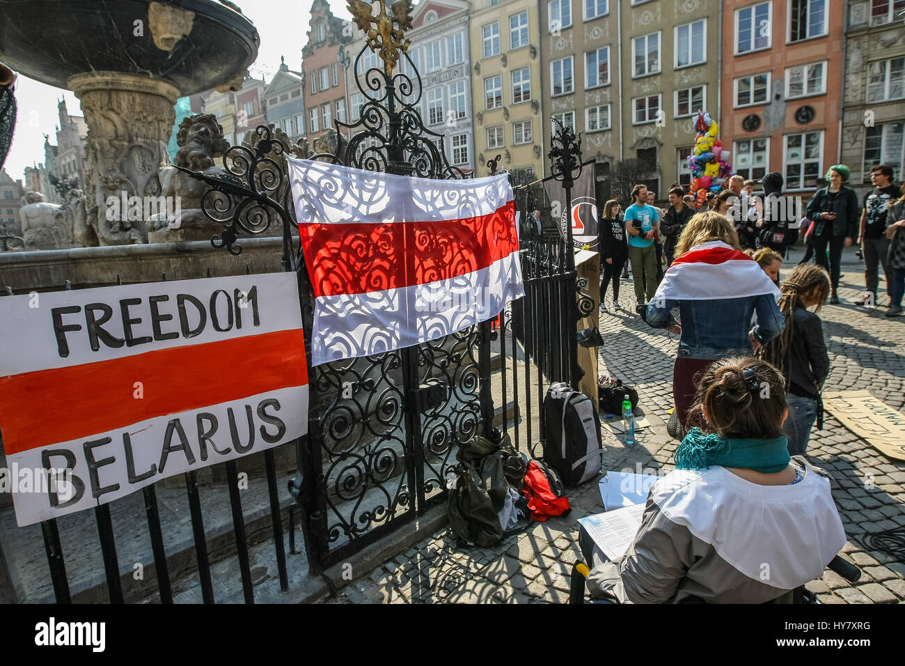 Gdansk, Poland. 02nd Apr, 2017. Freedom for Belarus slogan painted on hitorical Belarussian flag is seen  Gdansk, Poland on 2 April 2017  . Belarussian opposition activists and students living in Poland organized demonstartion to support protesters in Belarus, against President Alexander Lukashenko new tax levied against the unemployed in Belarus. Demonstrations and marches have been held in sites throughout the Belarus with sizes of several hundred to several thousand gathering at a given time. Credit: Michal Fludra/Alamy Live News Stock Photo