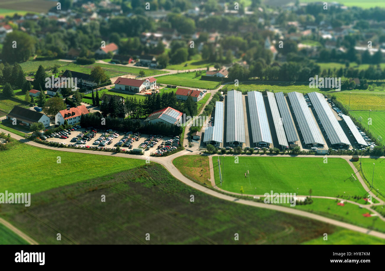 Birds eye view parking lot hi-res stock photography and images - Alamy