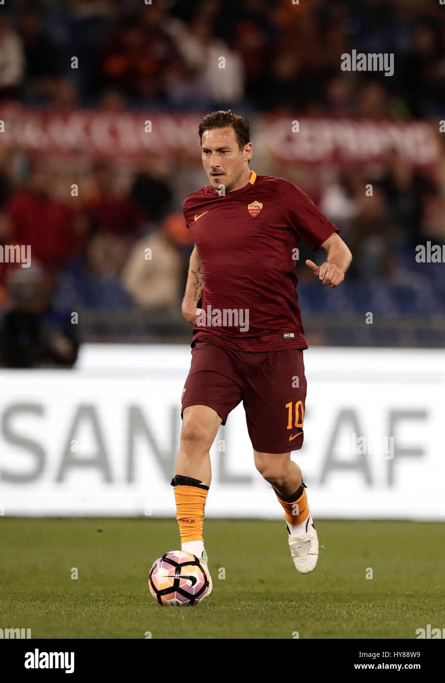 Rome, Italy. 01st Apr, 2017. RomaÕs Francesco Totti in action during the  Serie A soccer match between Roma and Empoli at the Olympic stadium. Roma  won 2-0. Credit: Isabella Bonotto/Pacific Press/Alamy Live