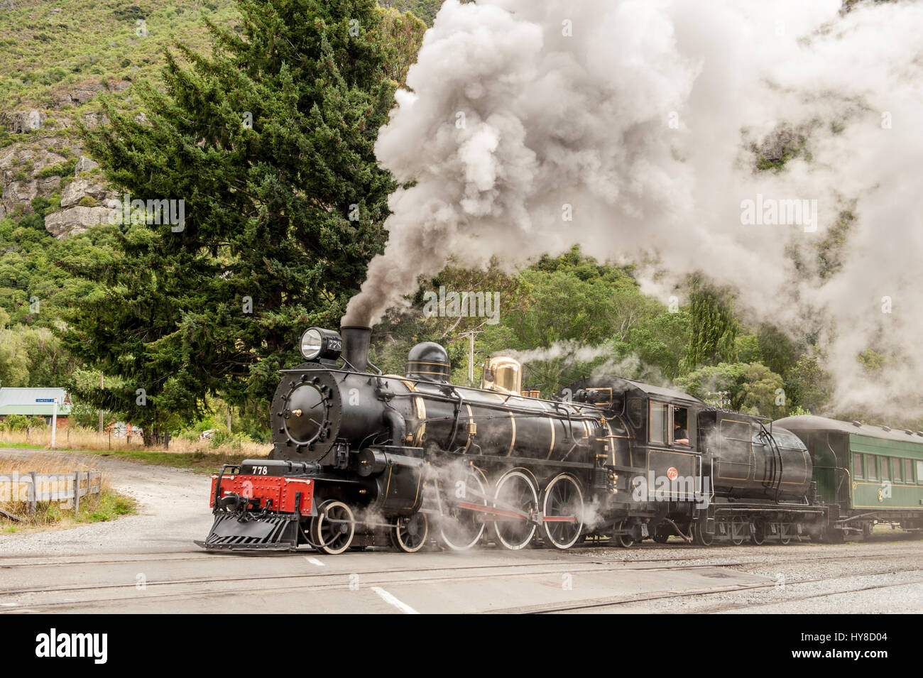 Trains in 1870s hi-res stock photography and images - Alamy