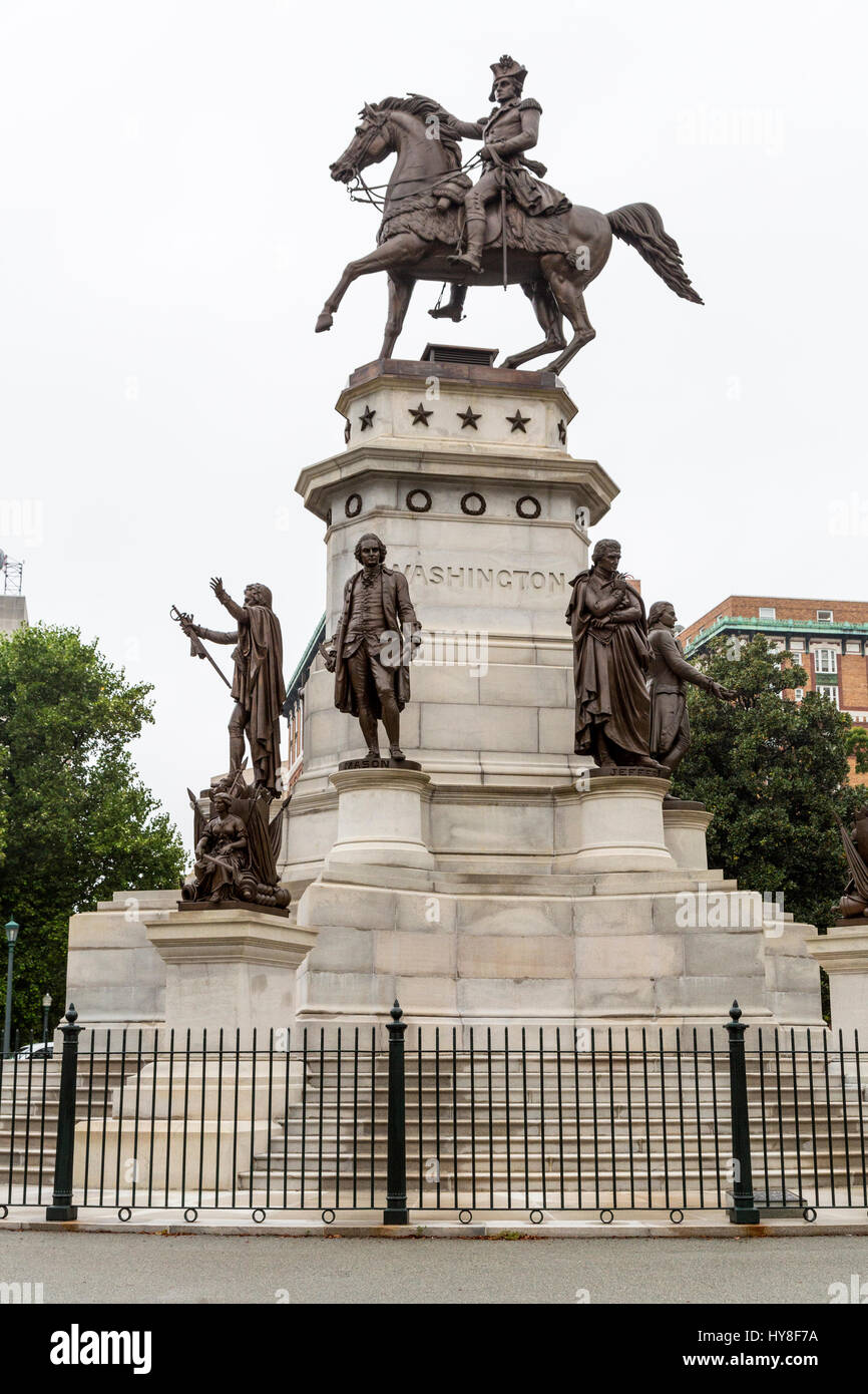 Richmond, Virginia. Equestrian Statue of Washington on the State
