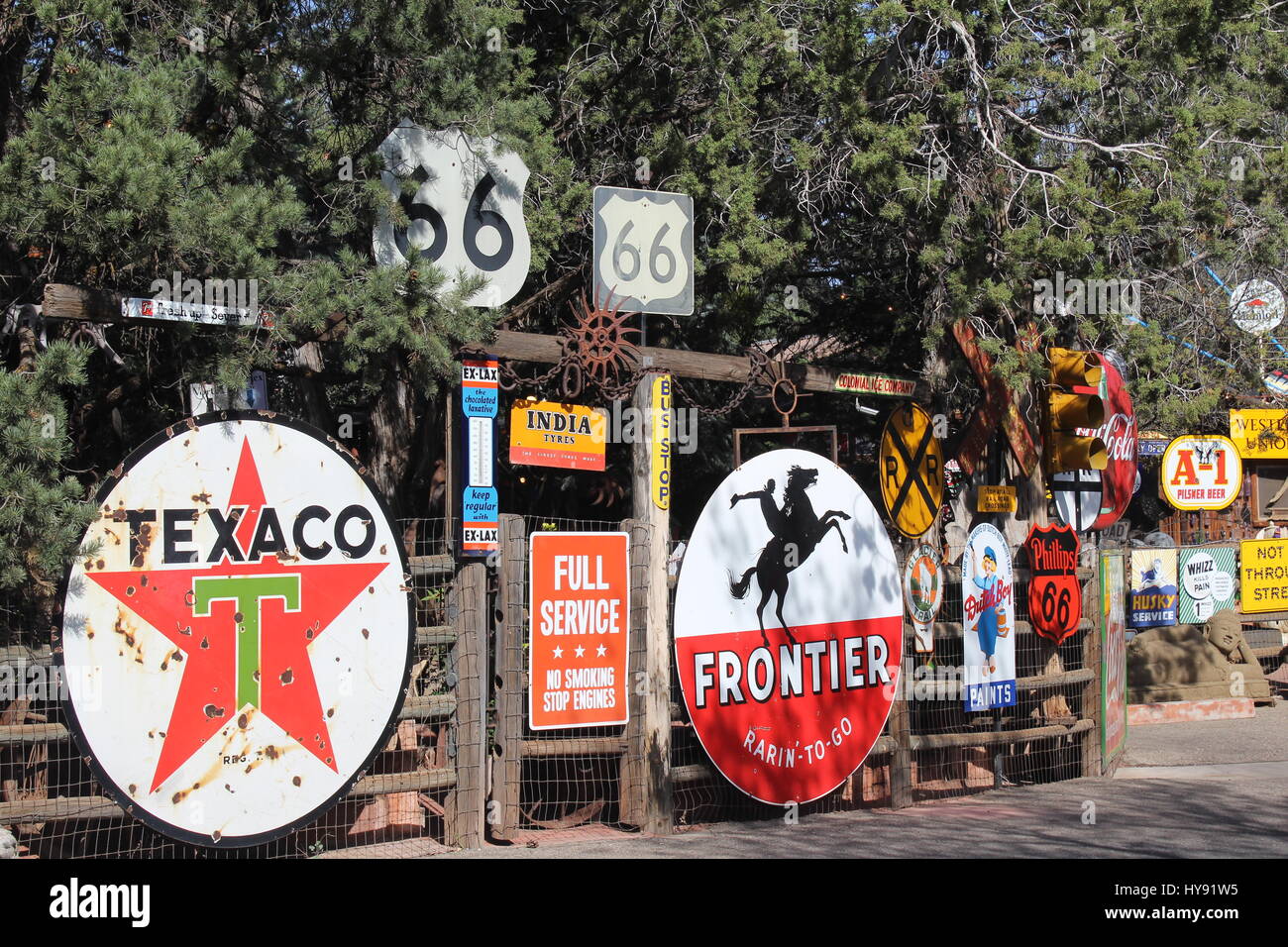 SonSilverWest souvenir shop, Sedona AZ USA Stock Photo Alamy
