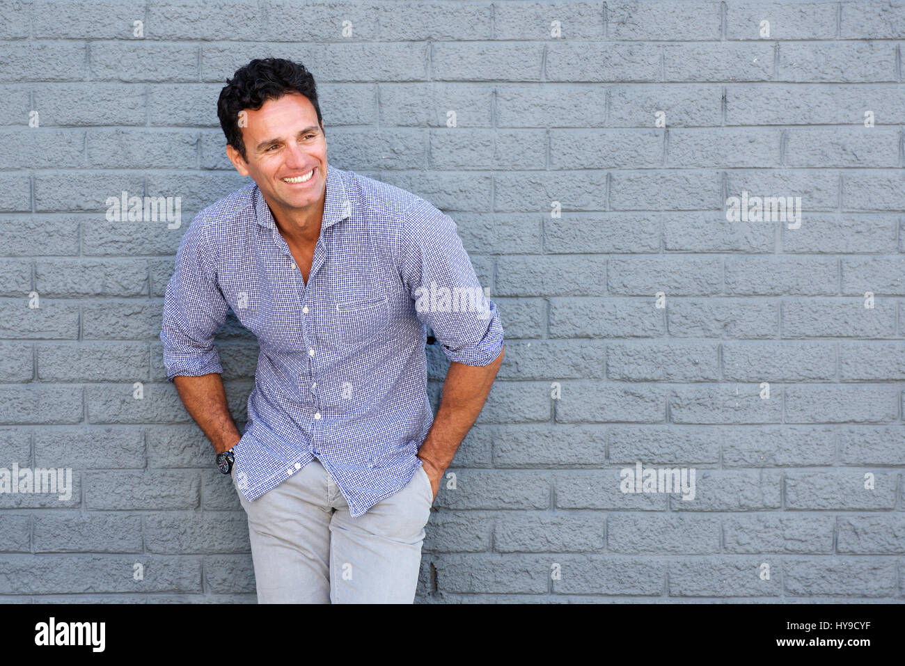 Handsome older man hi-res stock photography and images - Alamy