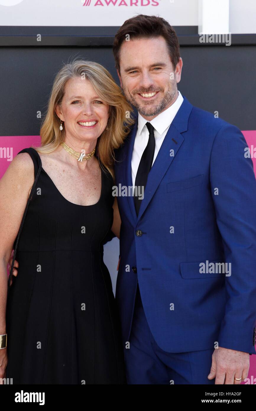 Las Vegas Nv Usa 2nd Apr 2017 Patty Hanson Charles Esten At Arrivals For 52nd Academy Of Country Music Acm Awards 2017 T Mobile Arena Las Vegas Nv April 2 2017 Credit Ja Everett