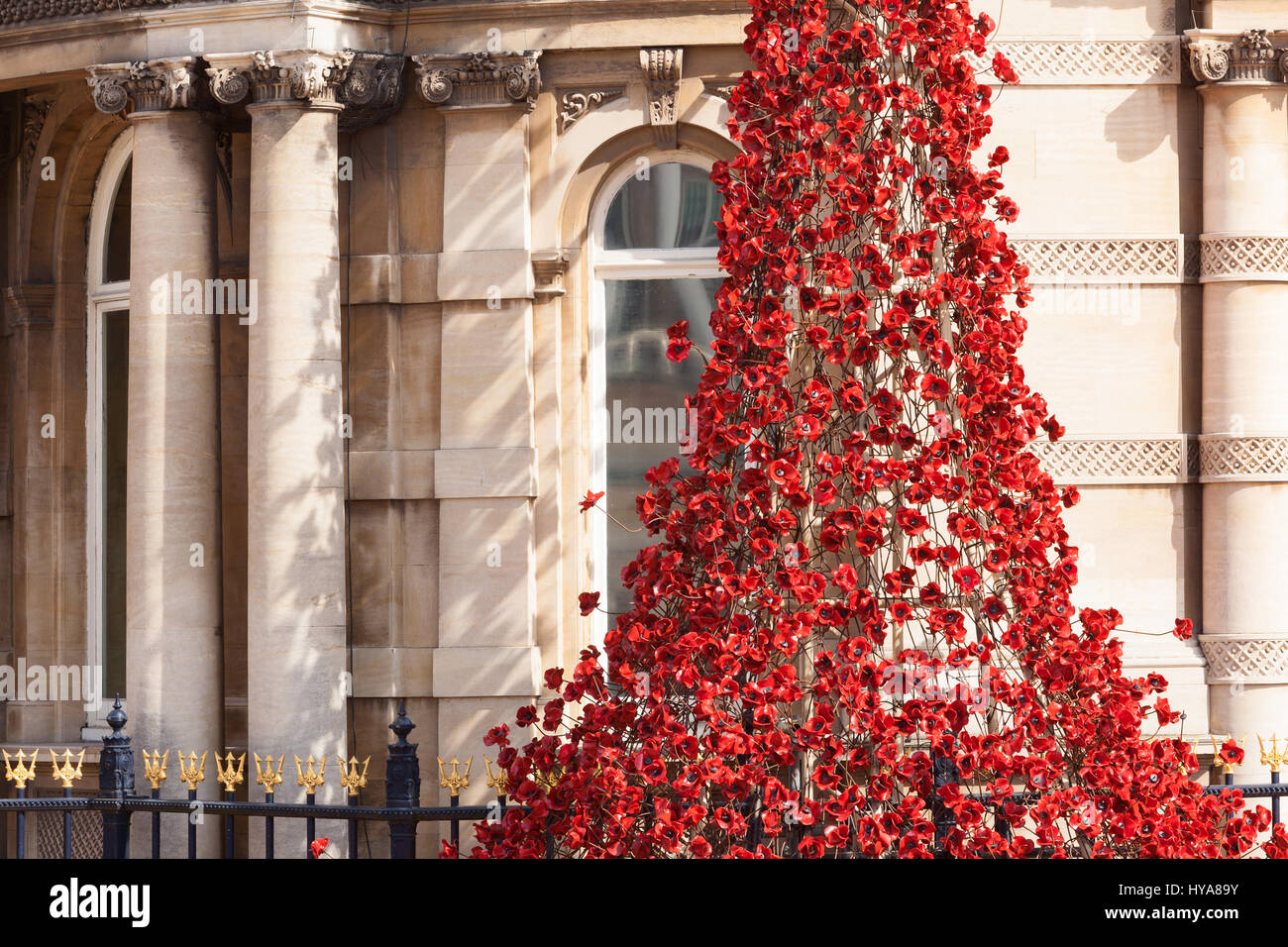 Hull, East Yorkshire, UK. 3rd April 2017. Poppies: Weeping Window by Paul Cummins artist and Tom Piper designer. A cascade of several thousand handmade ceramic poppies installed at Hull’s Maritime Museum. Credit: LEE BEEL/Alamy Live News Stock Photo