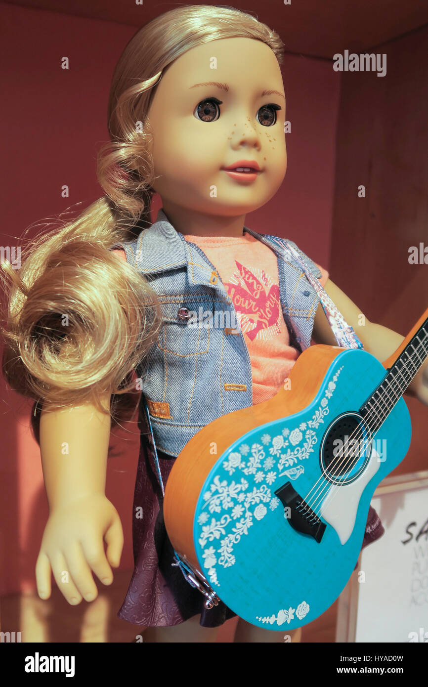 American girl place store chicago hi-res stock photography and images -  Alamy