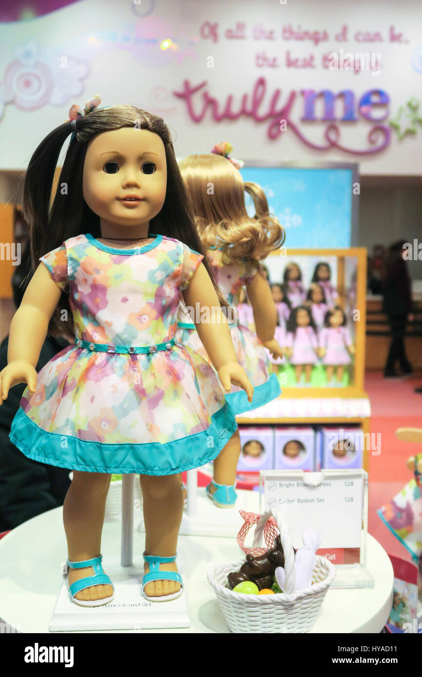 American girl dolls hi res stock photography and images Alamy