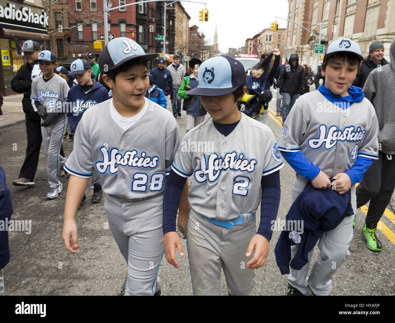 Boys baseball uniforms hi-res stock photography and images - Alamy
