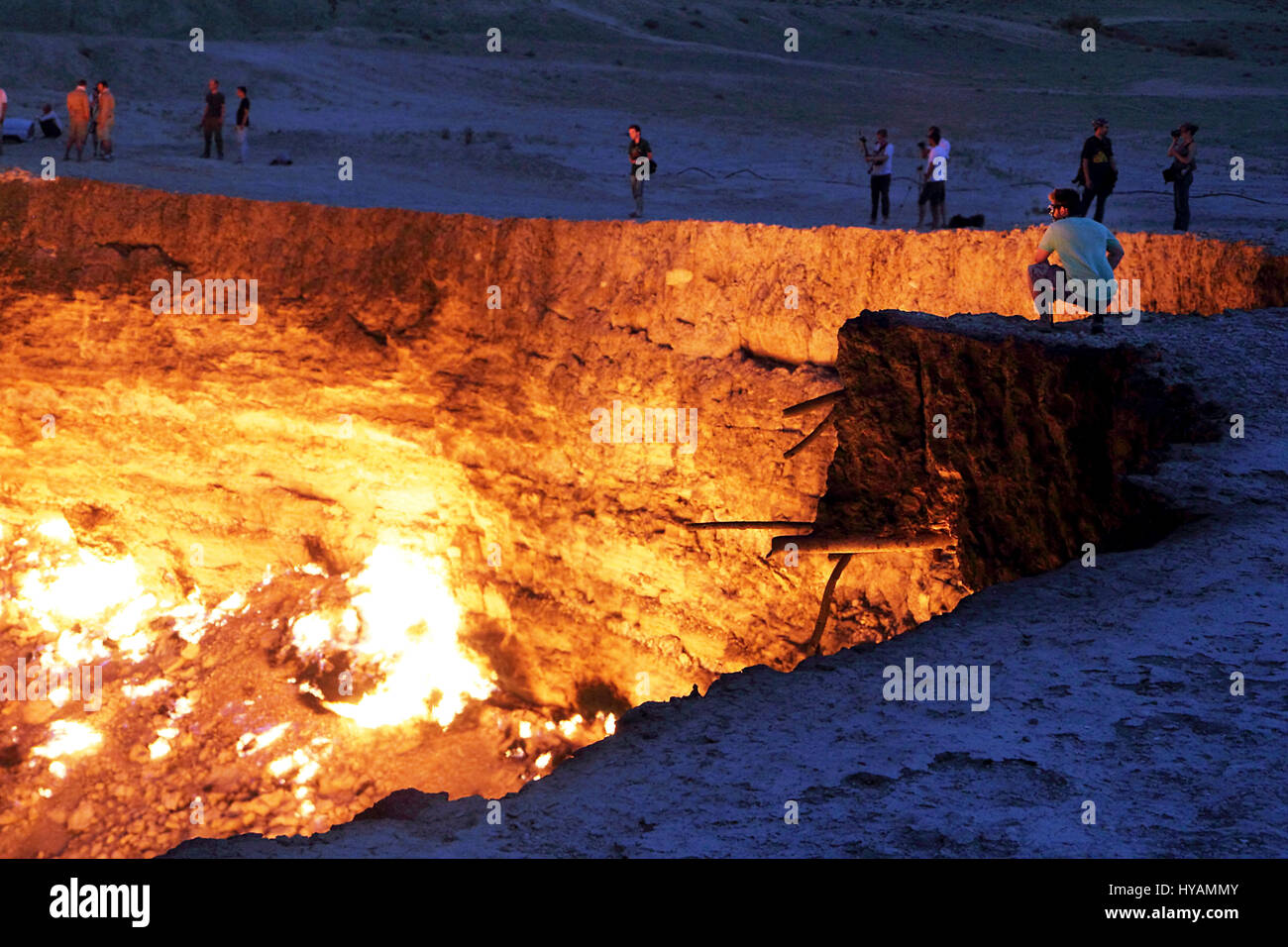 Derweze Turkmenistan Visitors Getting As Close As Possible