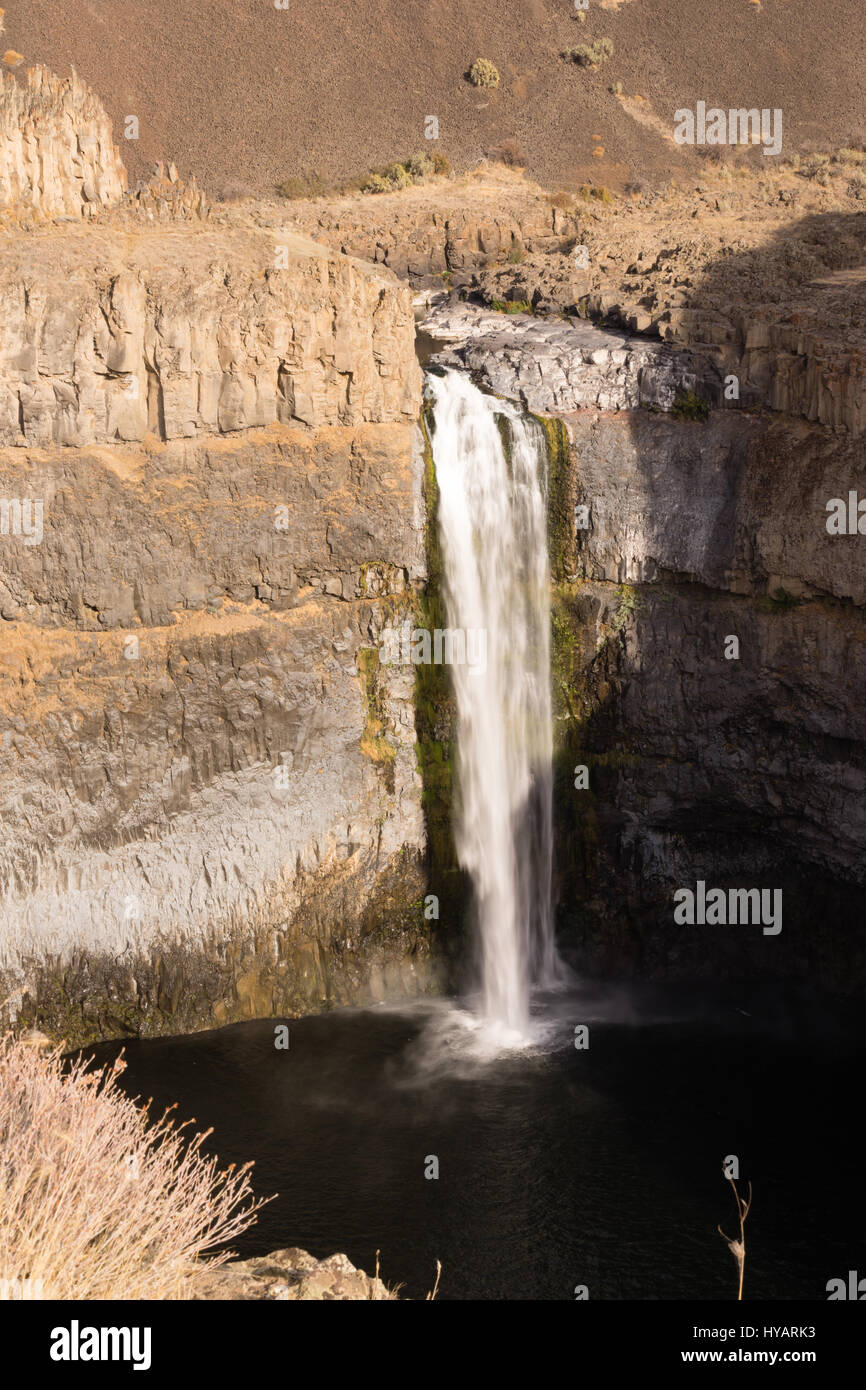 The Palouse River falls over cliffs creating a waterfall by the same name Stock Photo