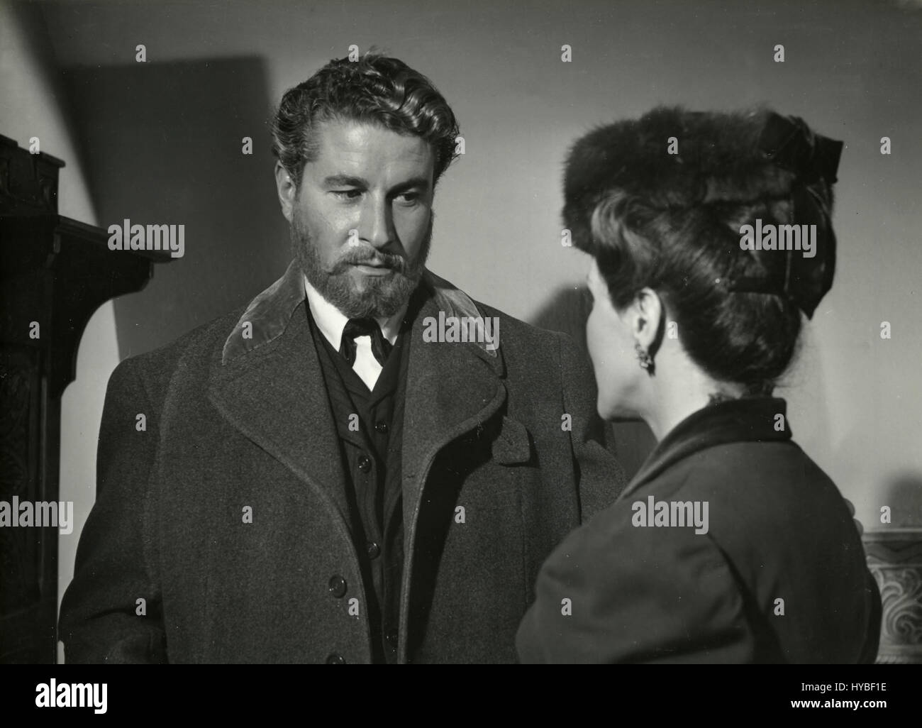 Italian actors Amedeo Nazzari and Elisa Cegani in the movie 'Altri Tempi, Zibaldone n.1 La Morsa', Italy 1952 Stock Photo