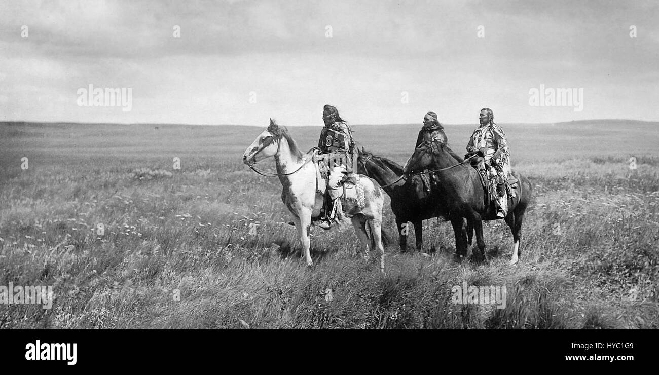 Plains indians hi-res stock photography and images - Alamy