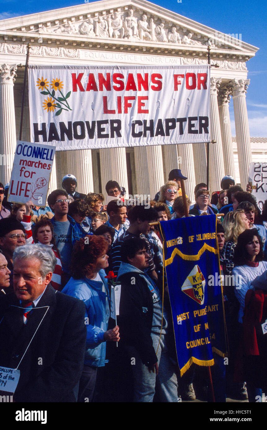 Hundreds of thousands of people participate in the Annual RIght to Life March which starts at the Monument grounds and then travels the lenght of Pennsylvania Avenue to pass in front of the United States Supreme Court,Washington DC., January 22, 1989. Photo by Mark Reinstein Stock Photo