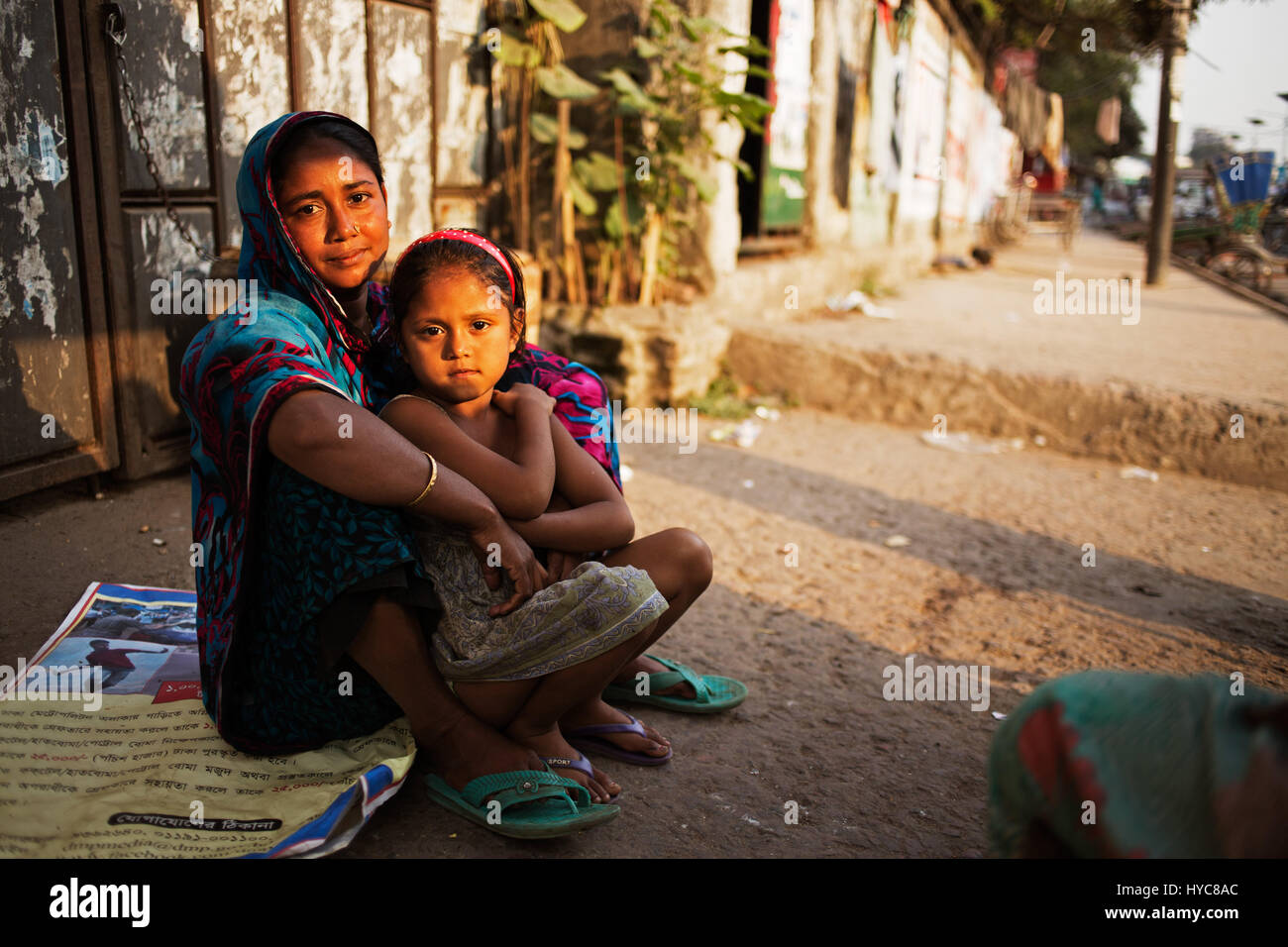 mother and daughter, dhaka, bangladesh Stock Photo