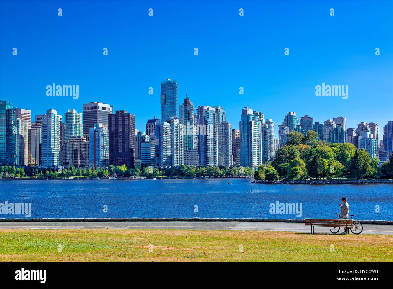Downtown skyline of vancouver hi-res stock photography and images - Alamy