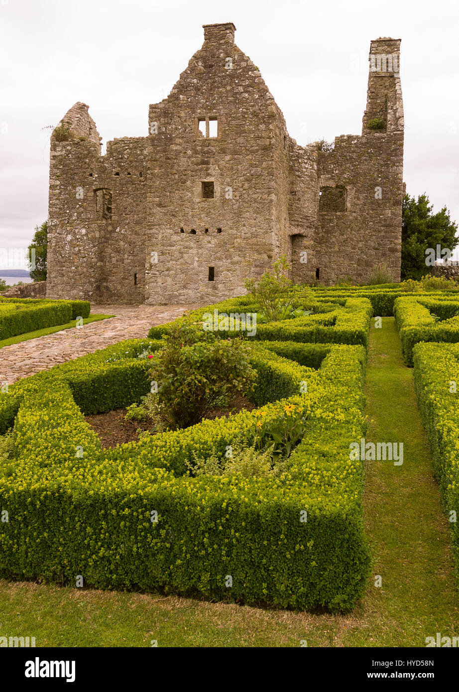 TULLY CASTLE, NORTHERN IRELAND - Gardens at ruins of Tully Castle, near Enniskillen, on Lower Lough Erne. Tully Castle, built early 1600s, in County Fermanagh, near the village of Blaney. Stock Photo