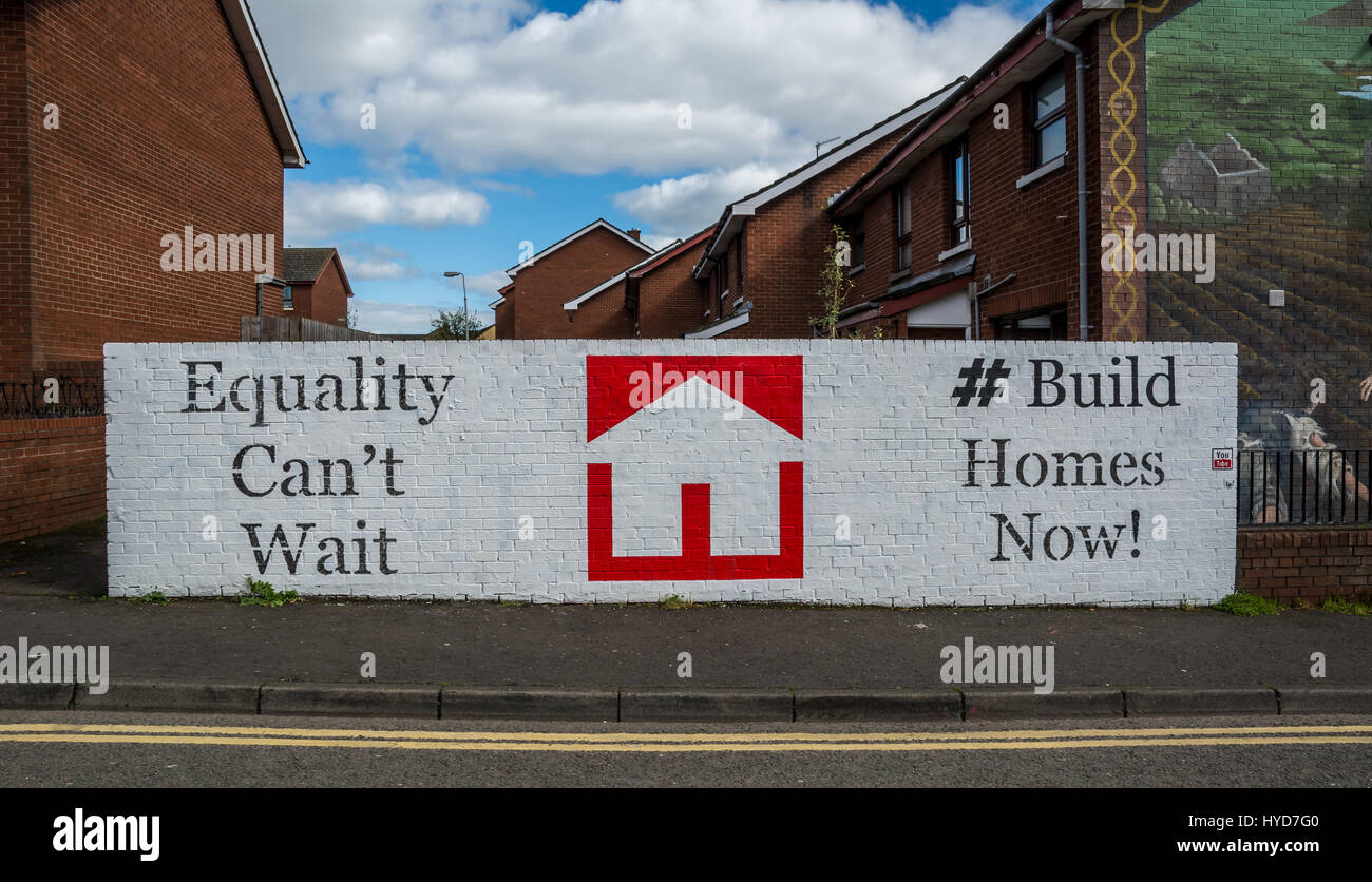 Equality Can't Wait Build Homes Now mural in North Belfast Stock Photo