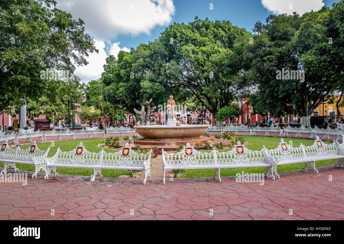 Fountain and main plaza - Valladolid, Mexico Stock Photo